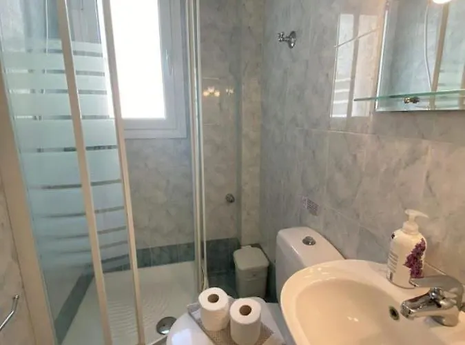 Corfu 86 * غليفادا