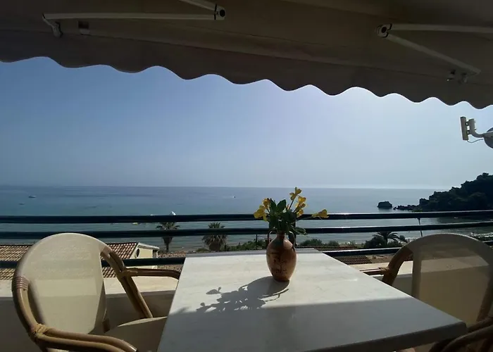 Corfu 86 דירה