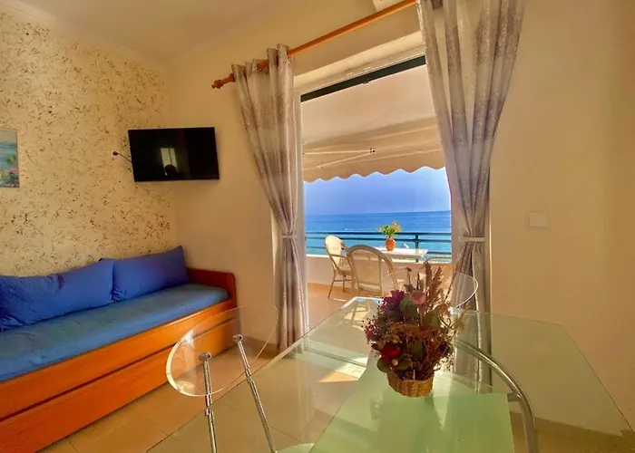 Corfu 86 דירה